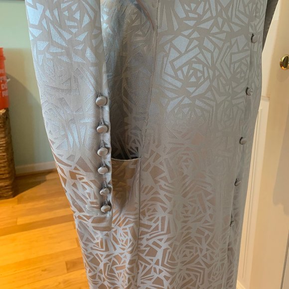 Gorgeous Vintage 100% Silk Gray Dress - Picture 6 of 11